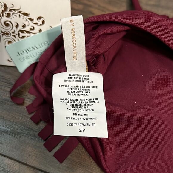 NWT Becca by Rebecca Virtue Fringe Bandeau Bikini Top - Size Small - Picture 8 of 8